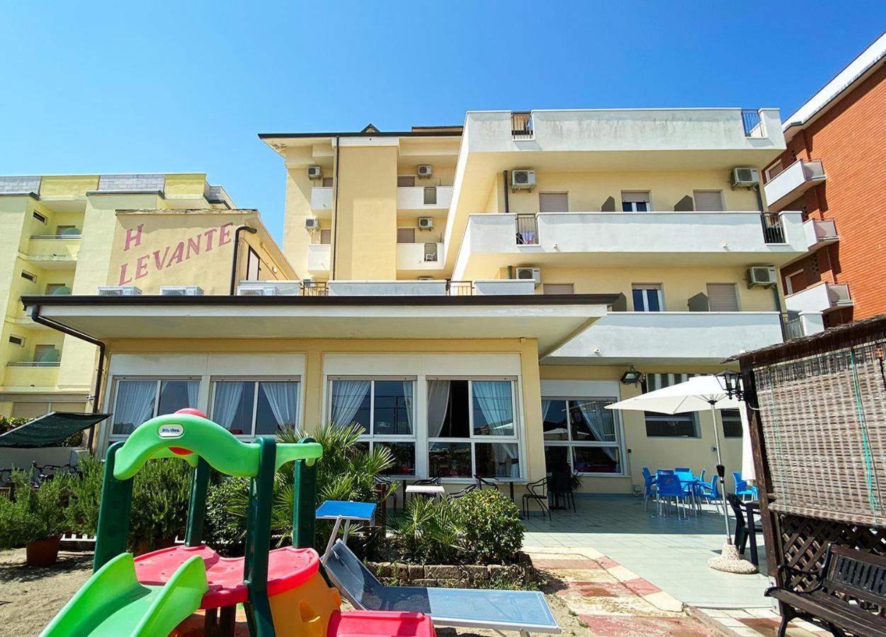 Hotel Levante Gatteo a Mare Dış mekan fotoğraf